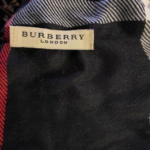 Large Burberry Scarf